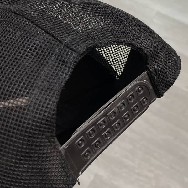 کلاه کپ نقاب دار پشت تور طرح نایک