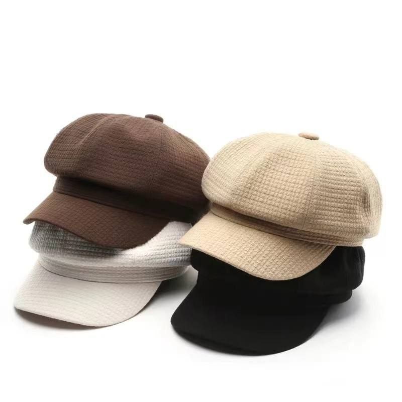 کلاه کاپیتانی طرح برجسته ساده