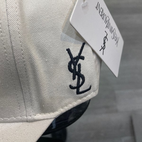 کپ نقاب دار YSL (pro high copy)