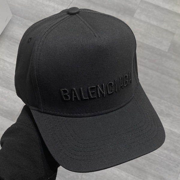 کپ نقاب دار Balenciaga(high copy pro)
