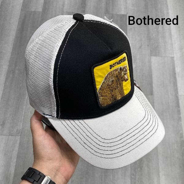 کپ نقاب دار پشت تور گورین 01