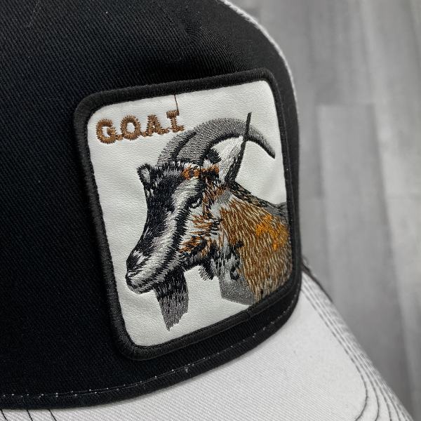 کپ نقاب دار پشت تور گورین 01