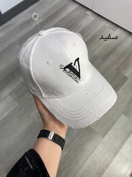کلاه کپ نقاب دار طرح V