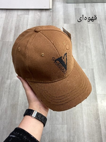 کلاه کپ نقاب دار طرح V