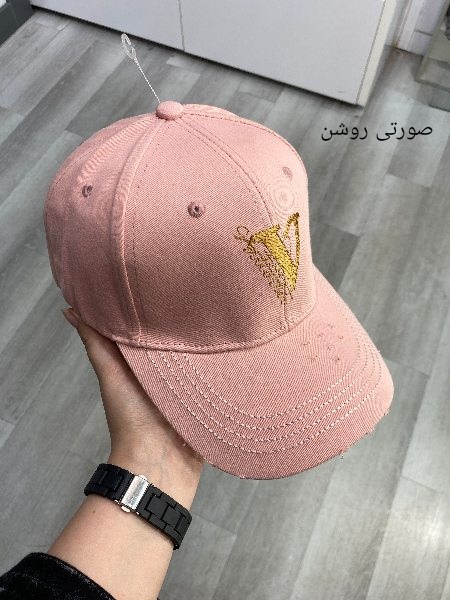 کلاه کپ نقاب دار طرح V