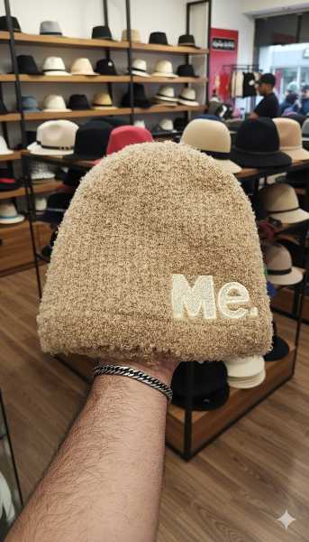 کلاه بافت پشمی Me