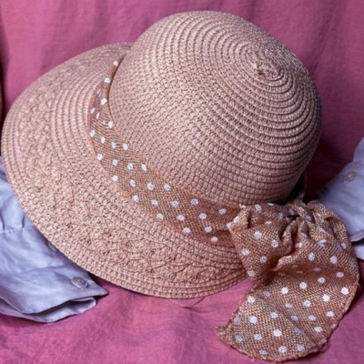 کلاه دخترانه ساحلی حصیری بچگانه مدل پاپیون خالدار