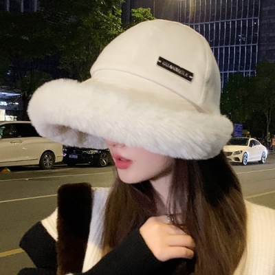 کلاه باکت دور خز فانتزی yes by mo