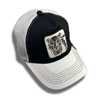 کپ نقاب دار پشت تور گورین 01